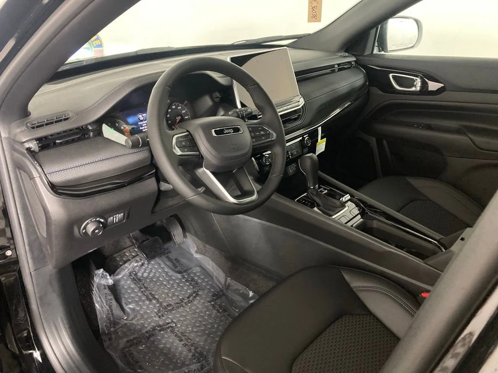 2026 Jeep Compass Altitude Special Edition - Photo 12