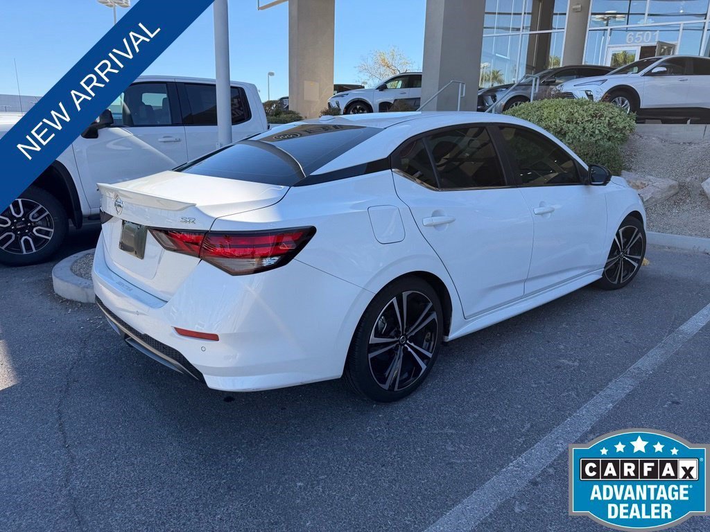 Used 2021 White Nissan SR Xtronic CVT image 3
