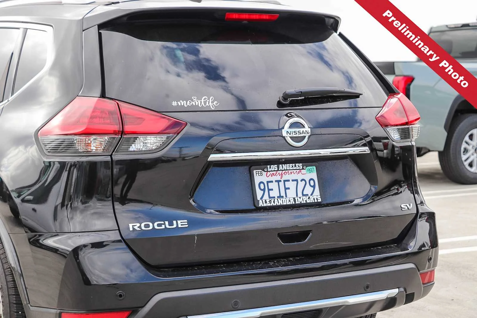 Used 2020 Magnetic Black Pearl Nissan SV image 9