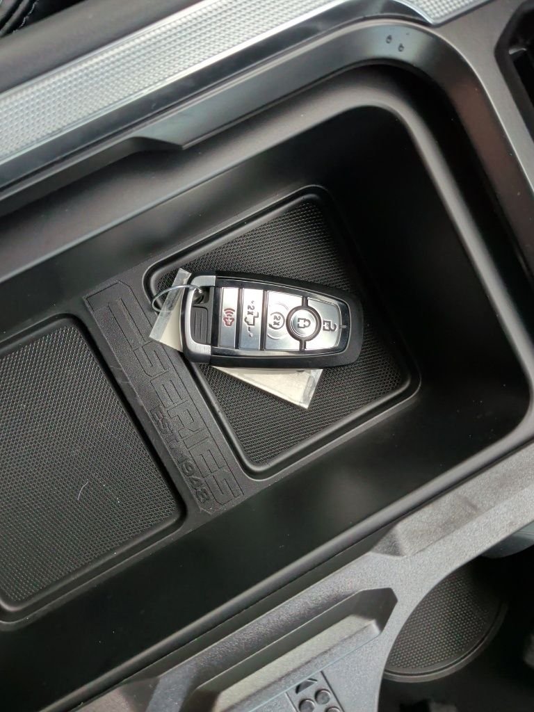 New 2026 Star White Metallic Tri-Coat Ford F-250® Platinum® image 51