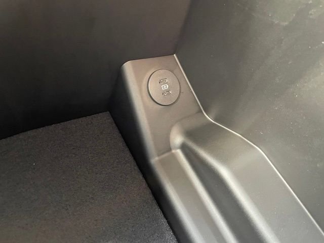 New 2026 CARBONIZED GRAY Ford XLT image 37