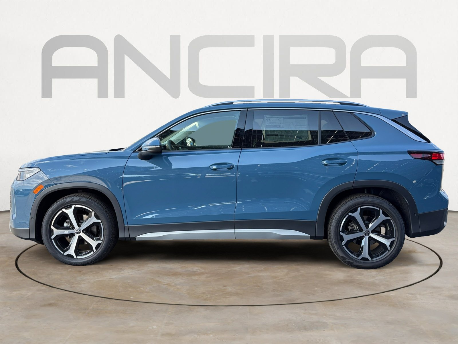 2026 Volkswagen Tiguan SE - Photo 6