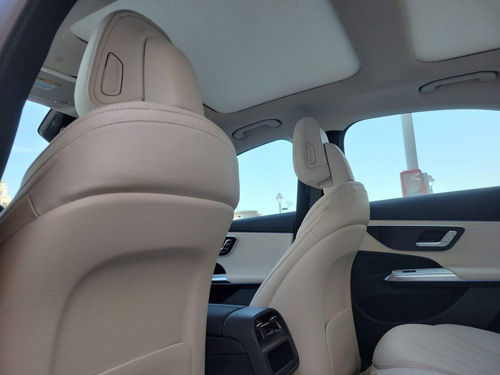 New 2026 Polar White Mercedes-Benz E 450 image 10