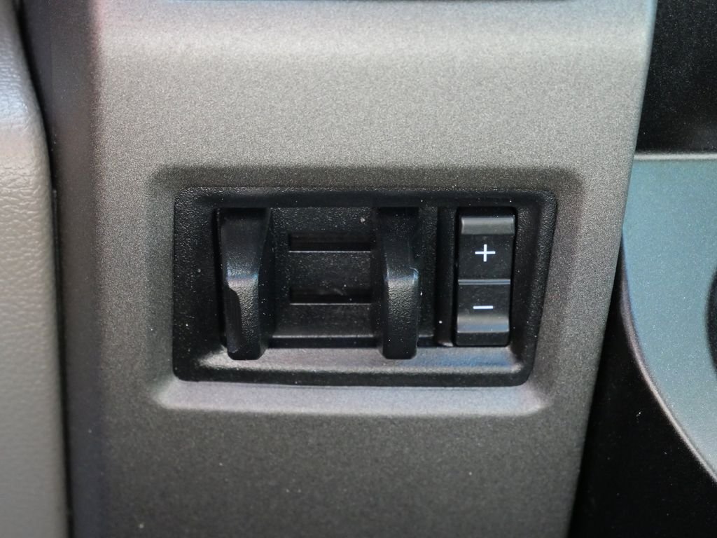 Certified Used 2022 White Ford XLT image 26