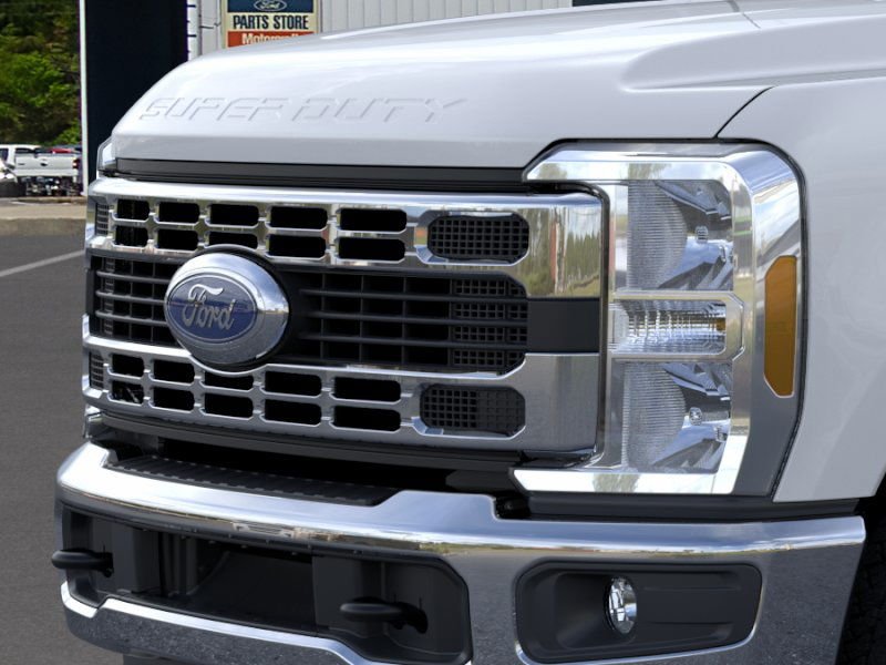 2026 Ford F-350 Super Duty XLT - Photo 17