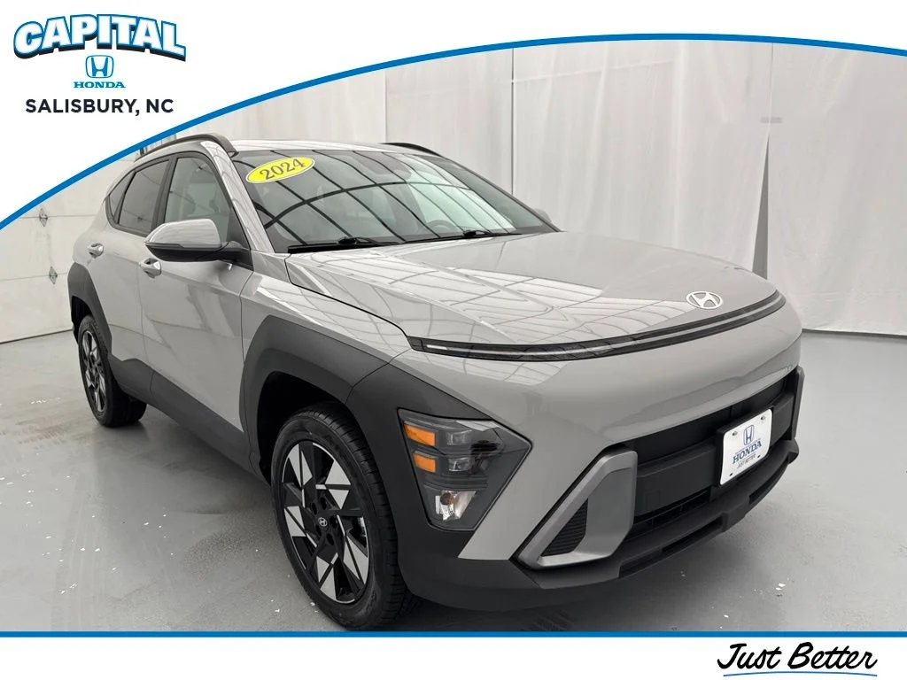 Used 2024 Gray Hyundai SEL image 1