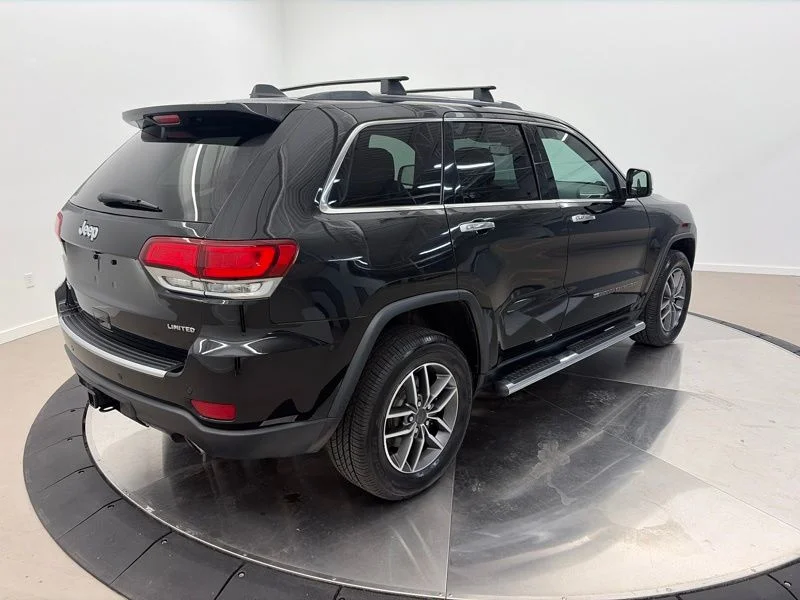 Used 2022 Black Jeep Limited image 3