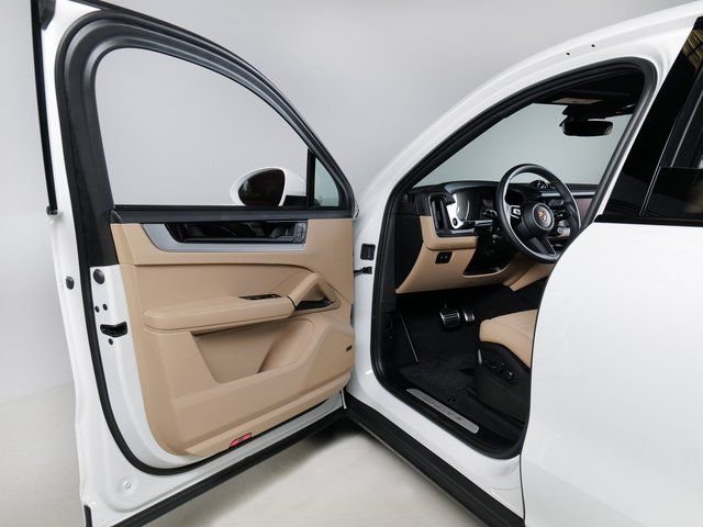2025 Porsche Cayenne Coup S - Photo 23