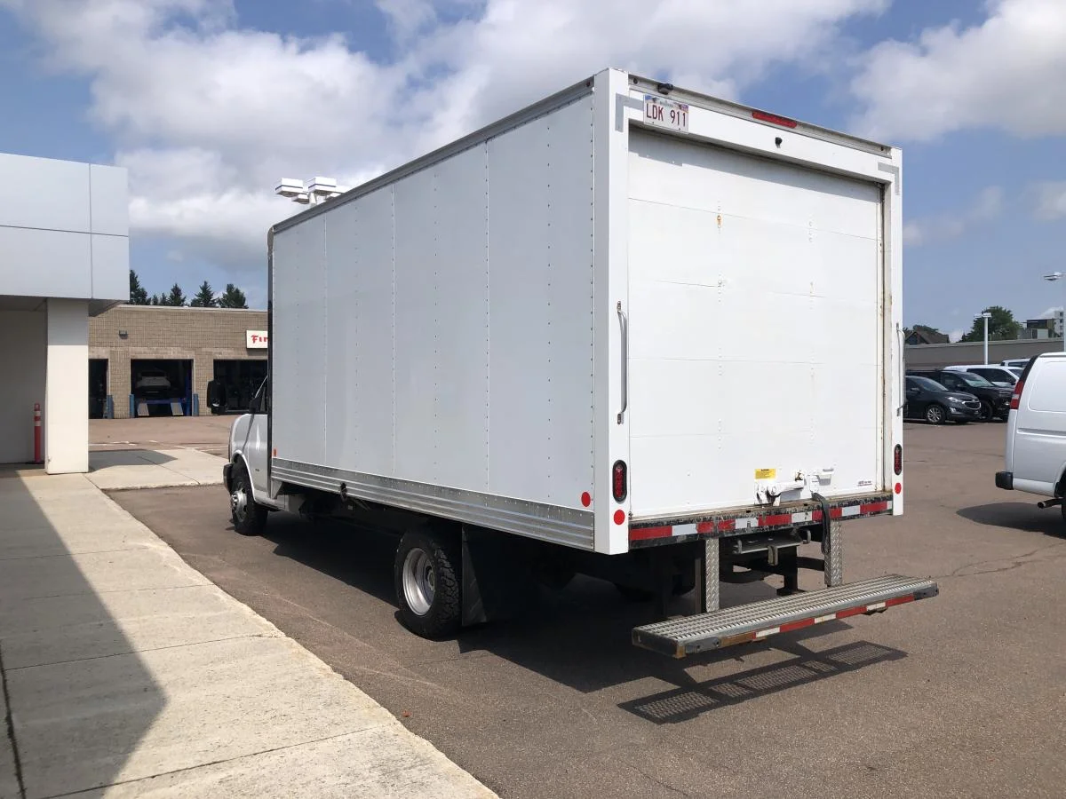 Used 2024 White GMC 3500 Van 177" image 6