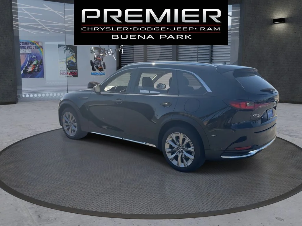 Used 2024 Black Mazda 3.3 Turbo Premium image 6