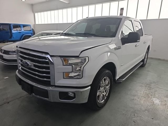Used 2016 White Ford XLT image 4