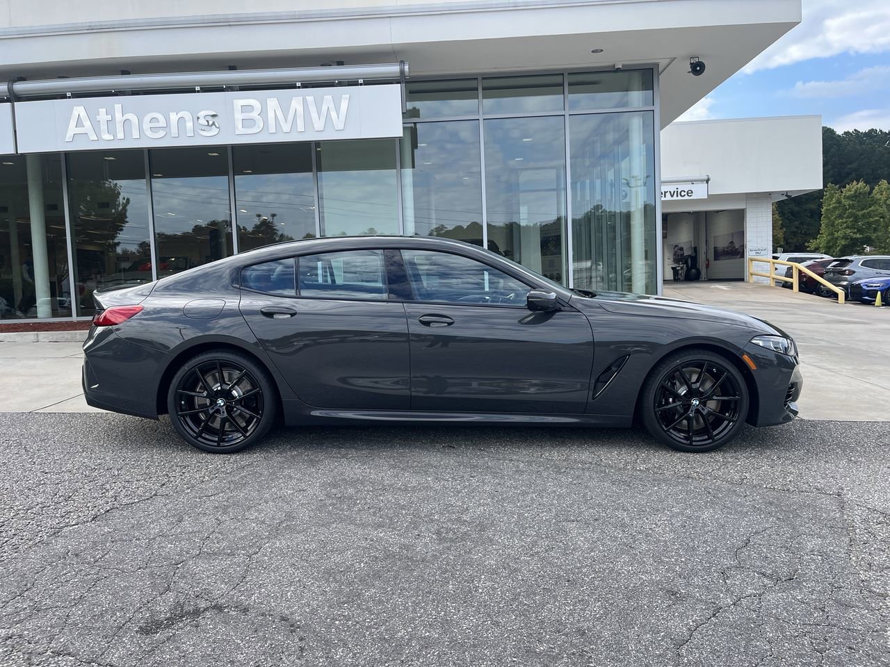 2026 BMW 8 Series 840i - Photo 9