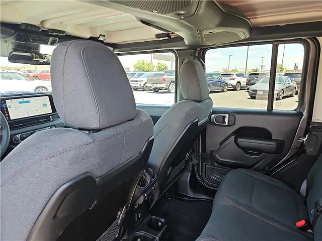 Used 2025 Gray Jeep Rubicon 4x4 image 9