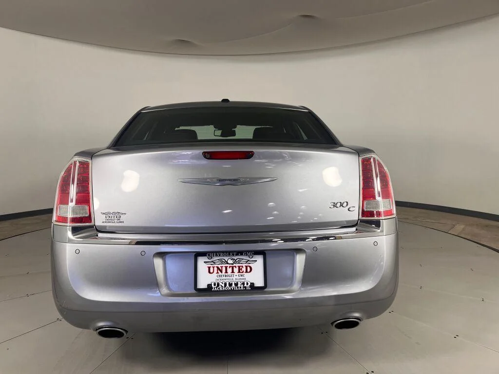 Used 2013 Billet Silver Metallic Chrysler 300C image 4