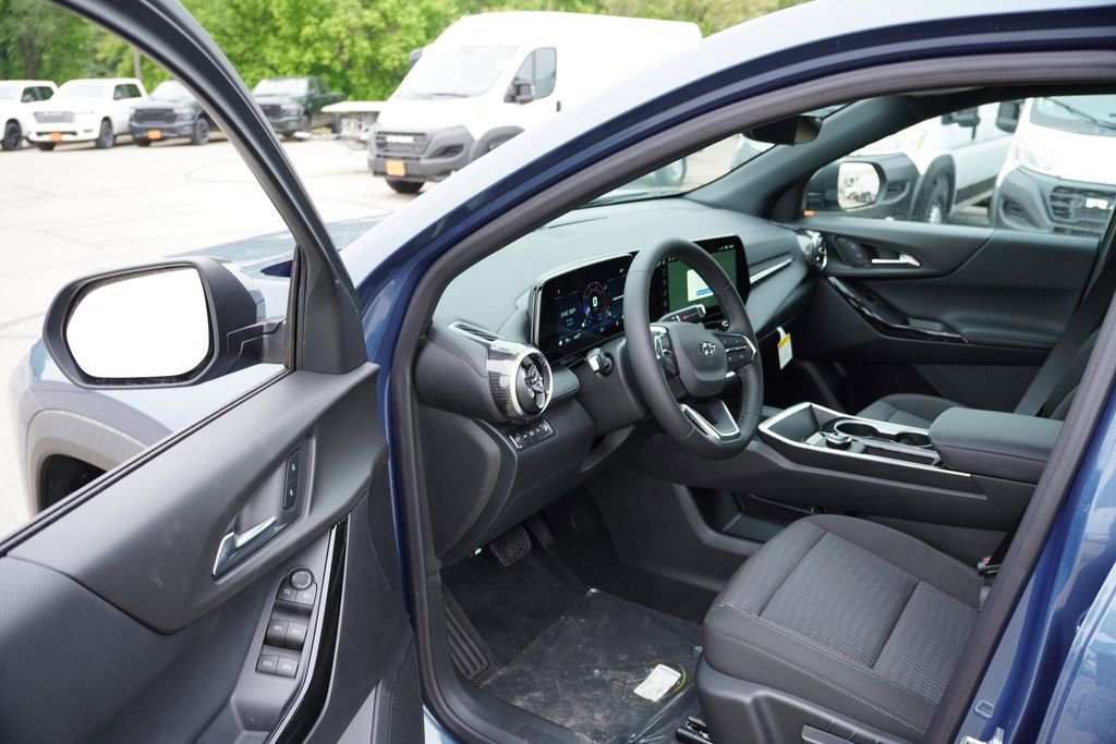 2026 Chevrolet Equinox LT - Photo 10