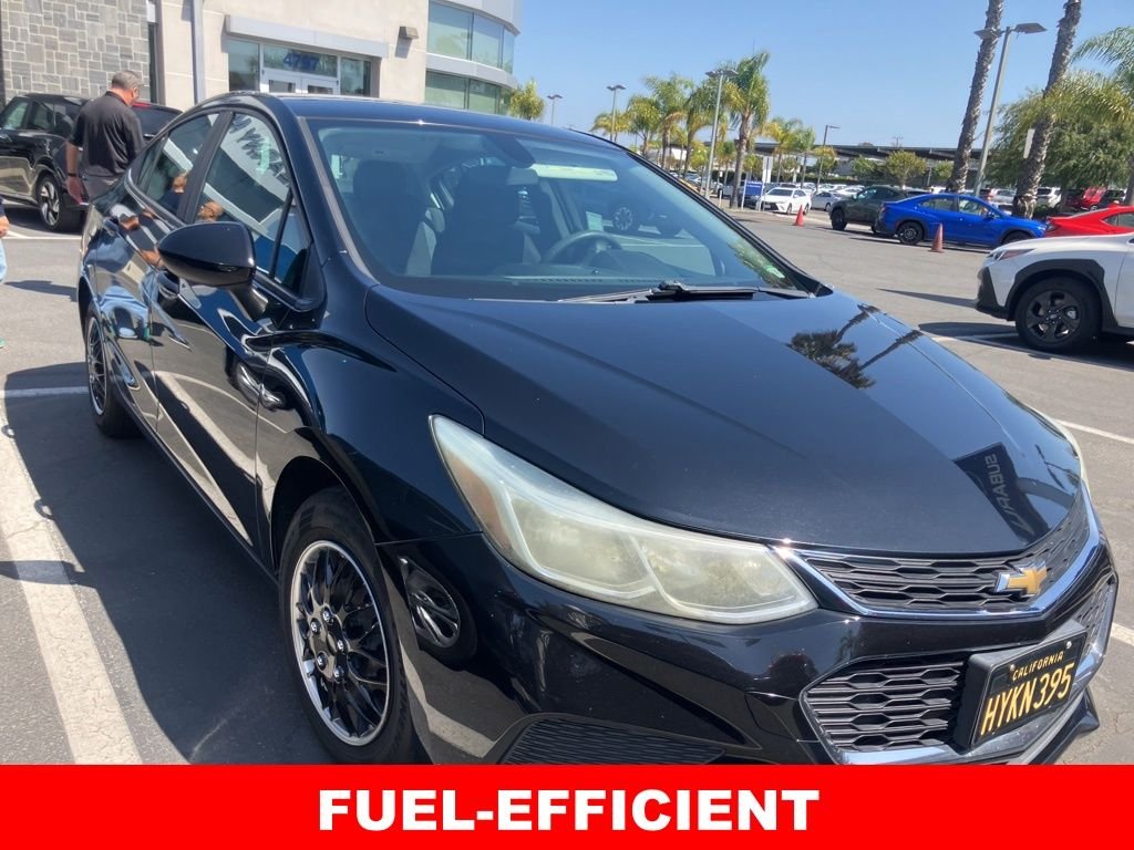 2016 Chevrolet Cruze LS Auto's photo