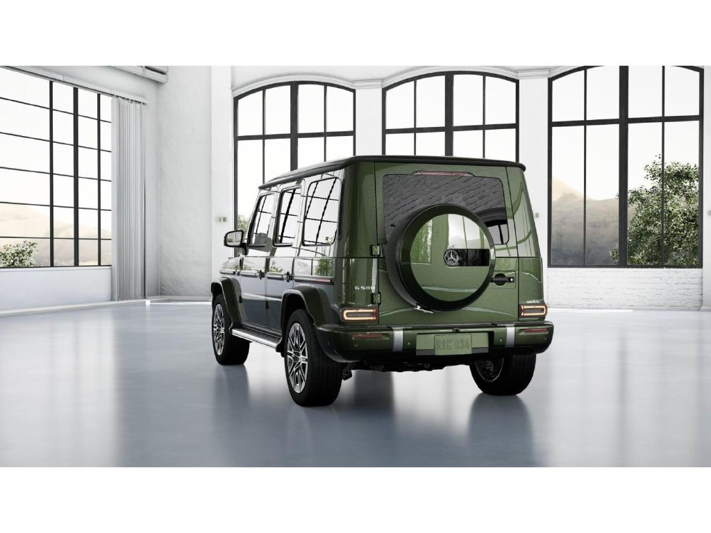 New 2027 MANUFAKTUR Olive Metallic Mercedes-Benz  image 27