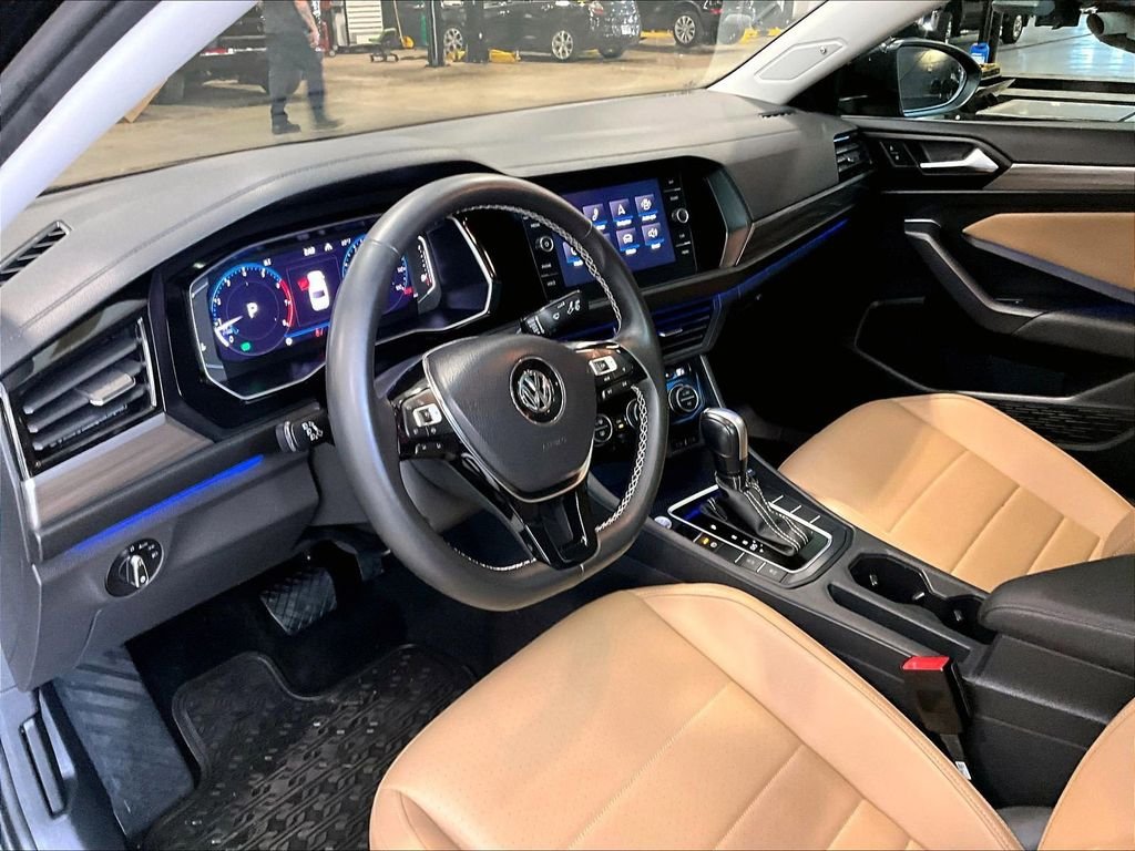 Used 2021 Black Volkswagen SEL image 8