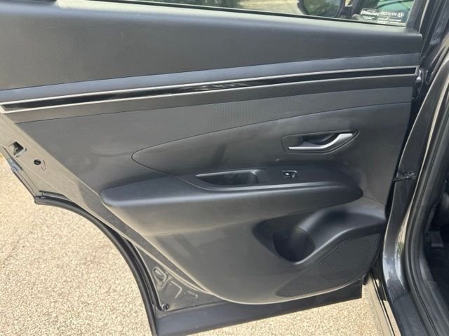 Used 2022 Gray Hyundai SEL image 11