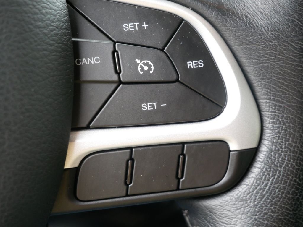 Certified Used 2020 Red Jeep Latitude image 20