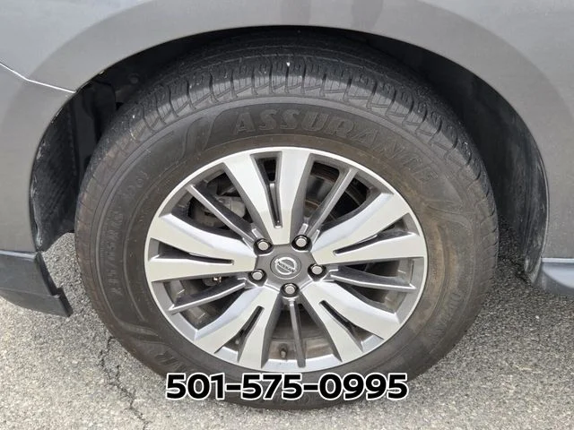Used 2020 Gray Nissan SL image 20