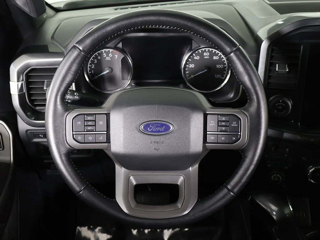 Used 2022 Agate Black Metallic Ford XLT image 42