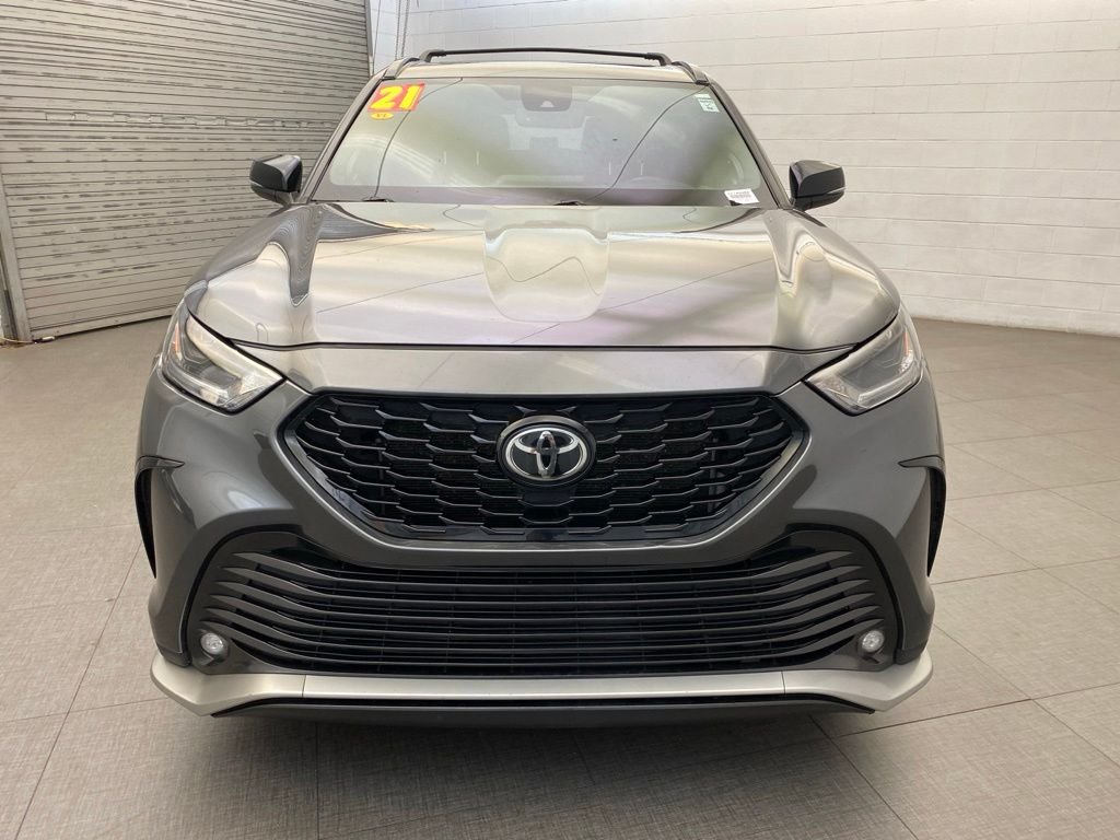 Used 2021 Gray Toyota XSE image 3