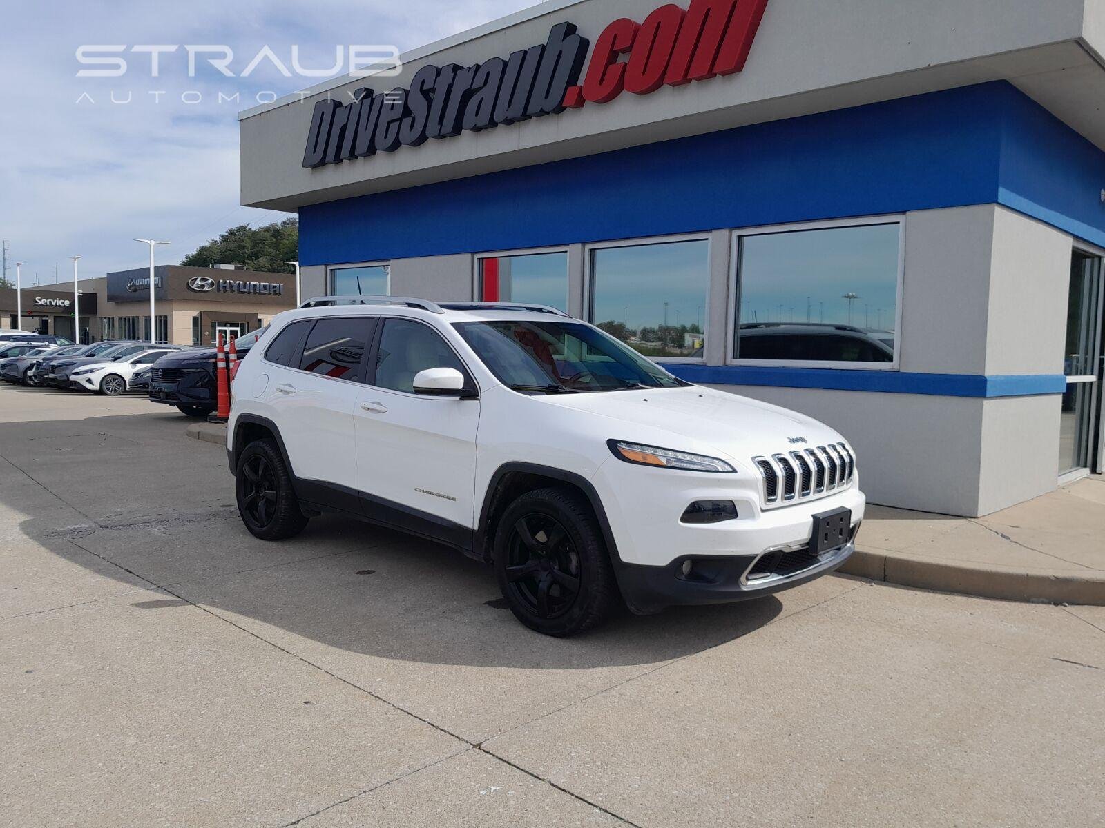 Used 2017 Jeep Cherokee Limited with VIN 1C4PJMDS3HW500354 for sale in Triadelphia, WV