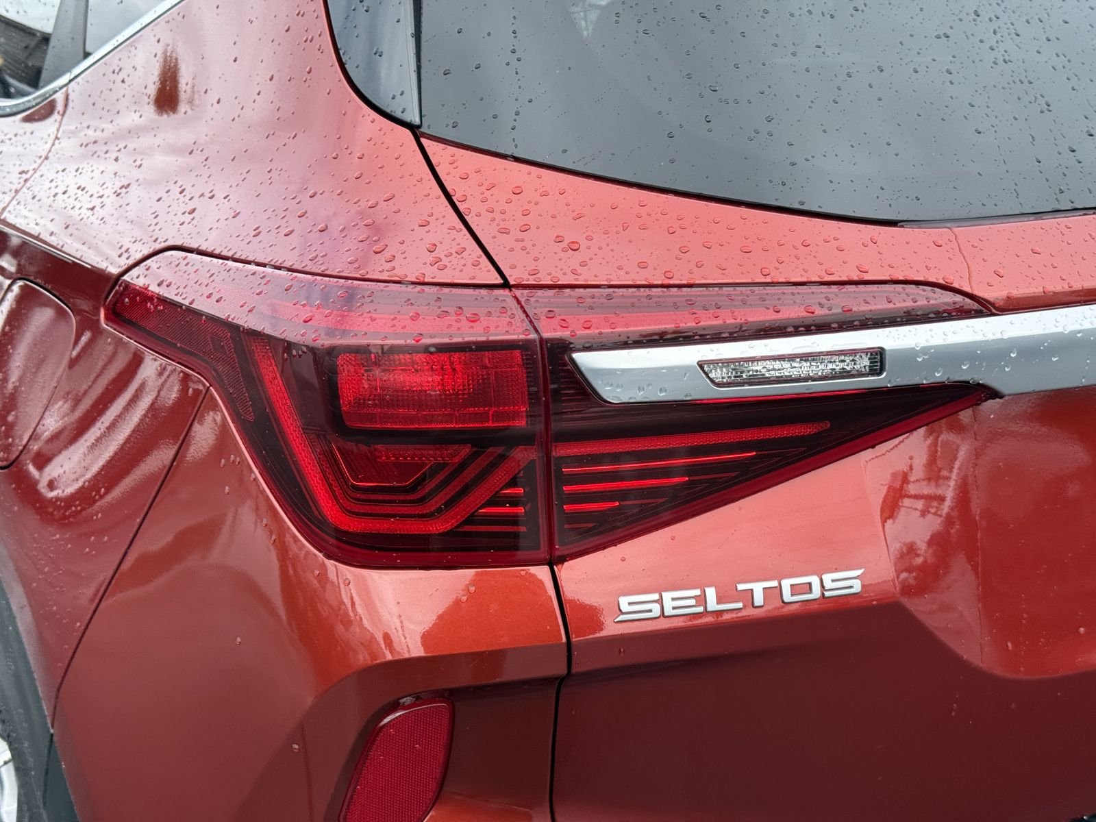 Used 2023 Orange Kia S image 11