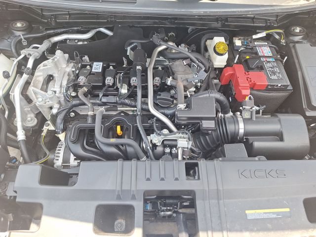 Used 2025 Black Nissan SR image 22