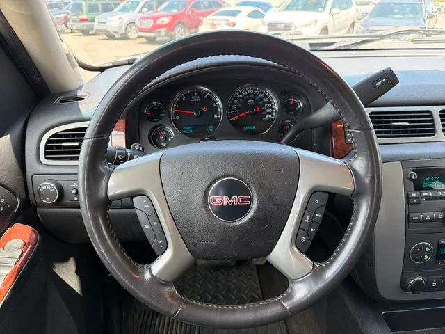 Used 2011 Black GMC SLT image 10