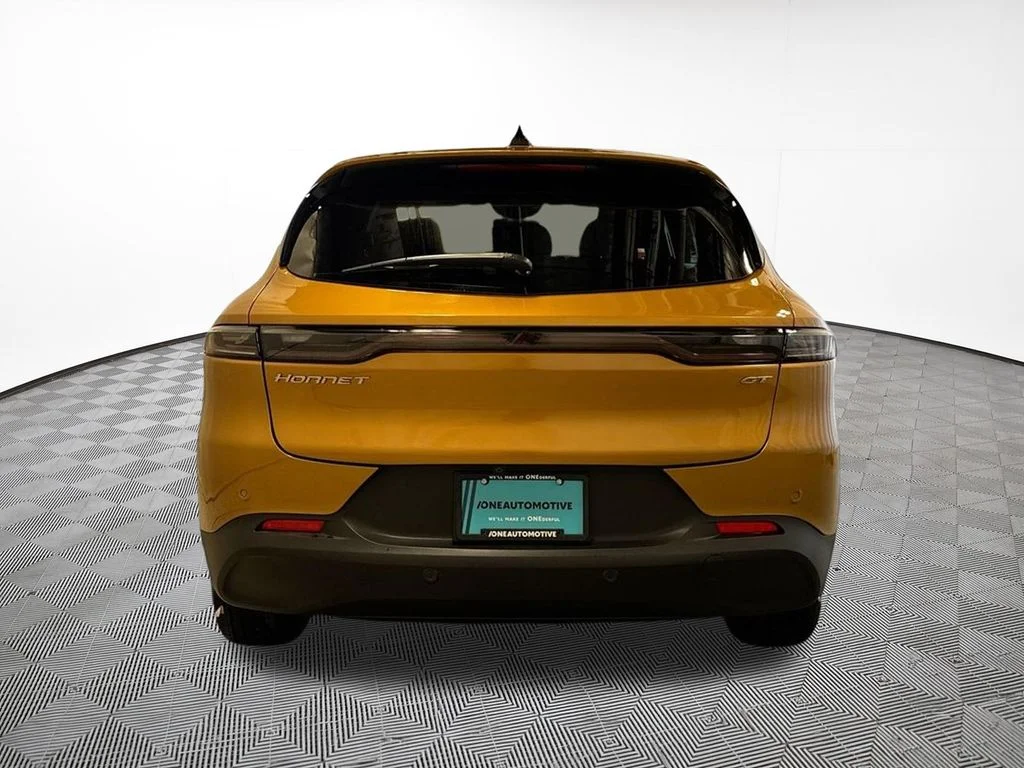 2025 Dodge Hornet GT - Photo 11
