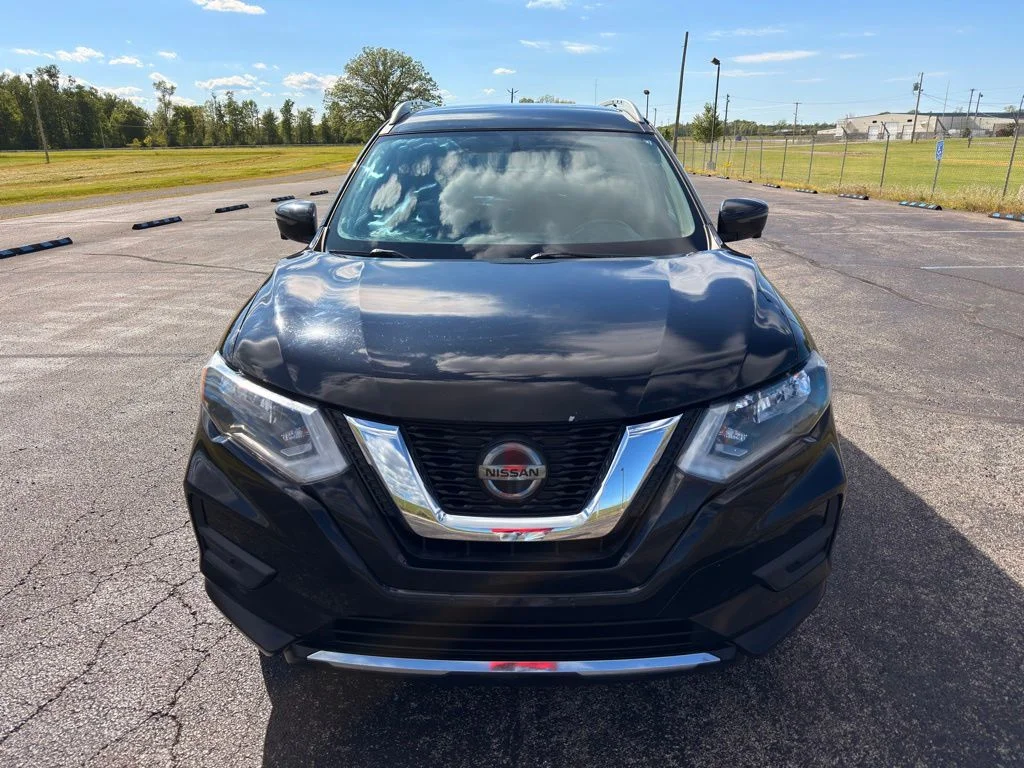 Used 2018 Black Nissan SV image 19