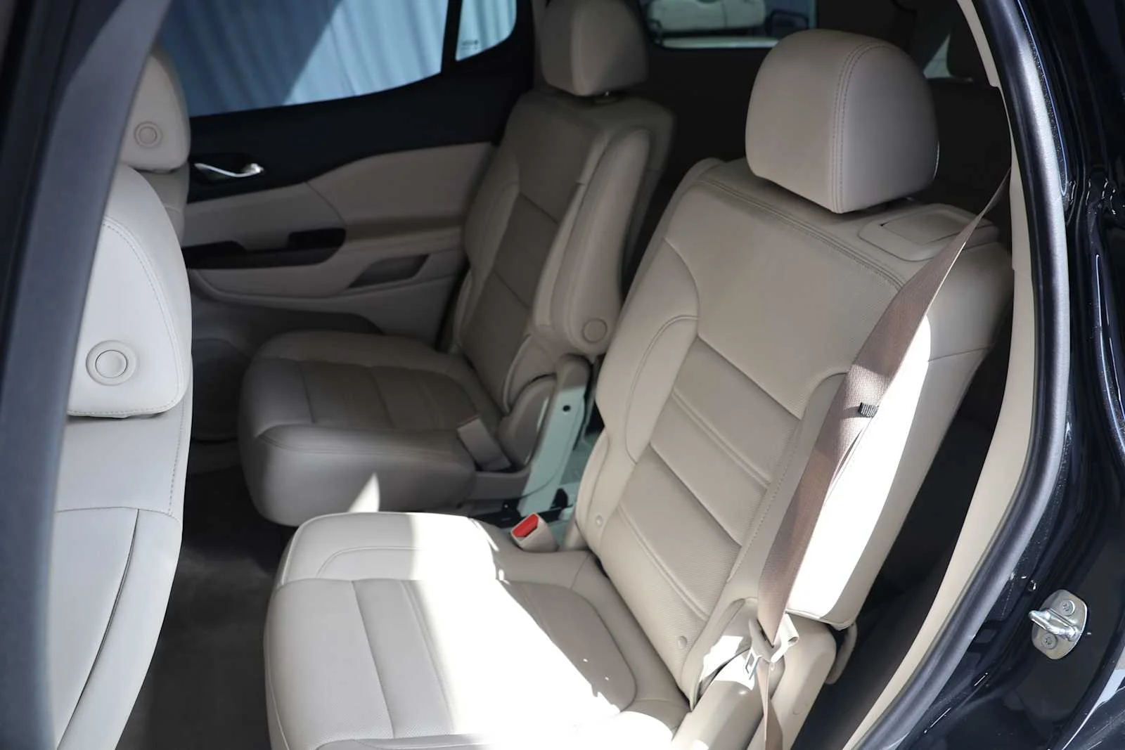 Used 2023 Ebony Twilight Metallic GMC Denali image 22