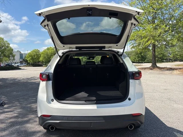 Used 2022 White Mazda 2.5 S Select Package image 16