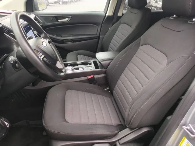Used 2024 Silver Ford SE image 14
