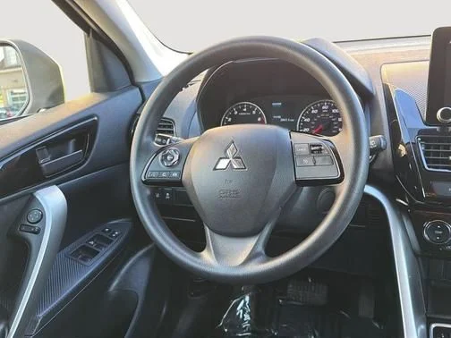 Used 2024 White Mitsubishi Ralliart image 12