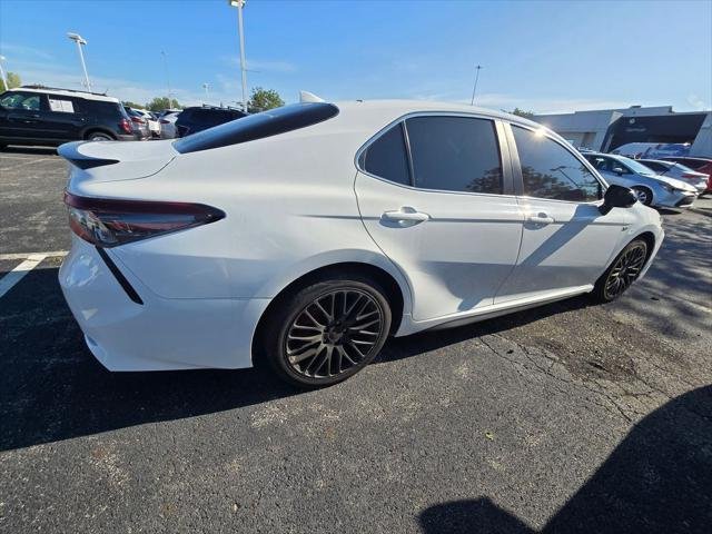 Certified Used 2022 ICE CAP Toyota  image 9