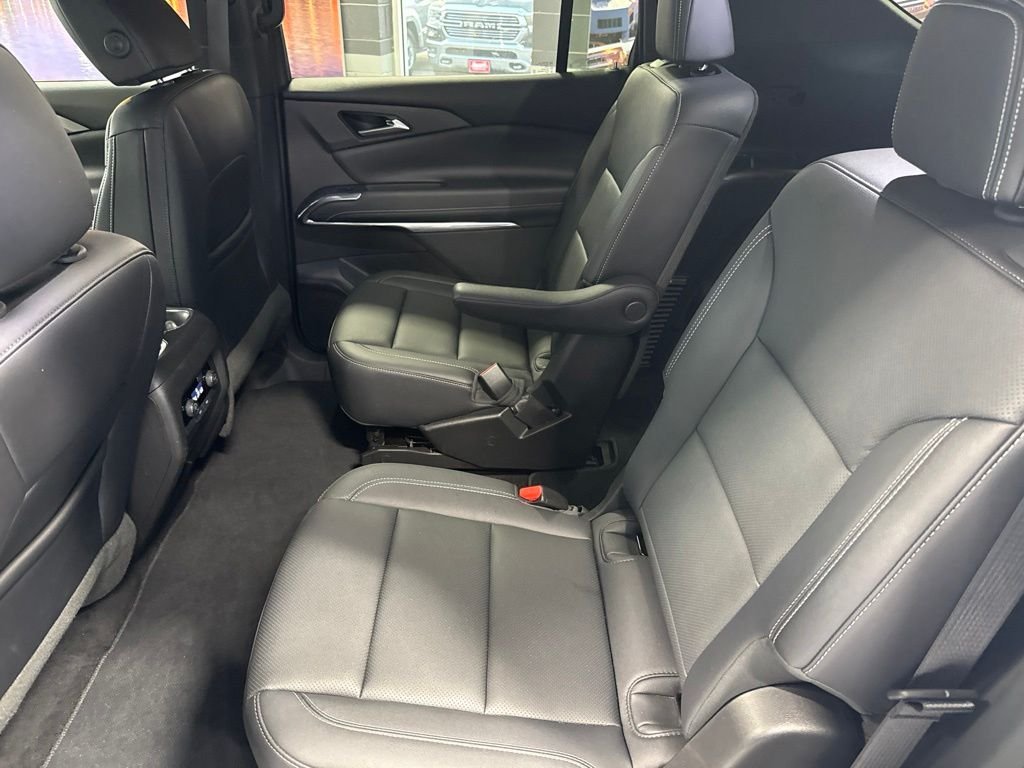 Used 2026 White Chevrolet LT image 17