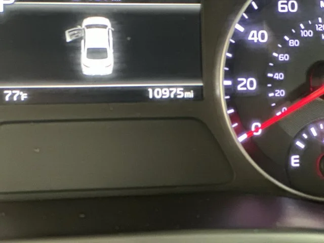Used 2024 White Kia LXS image 19