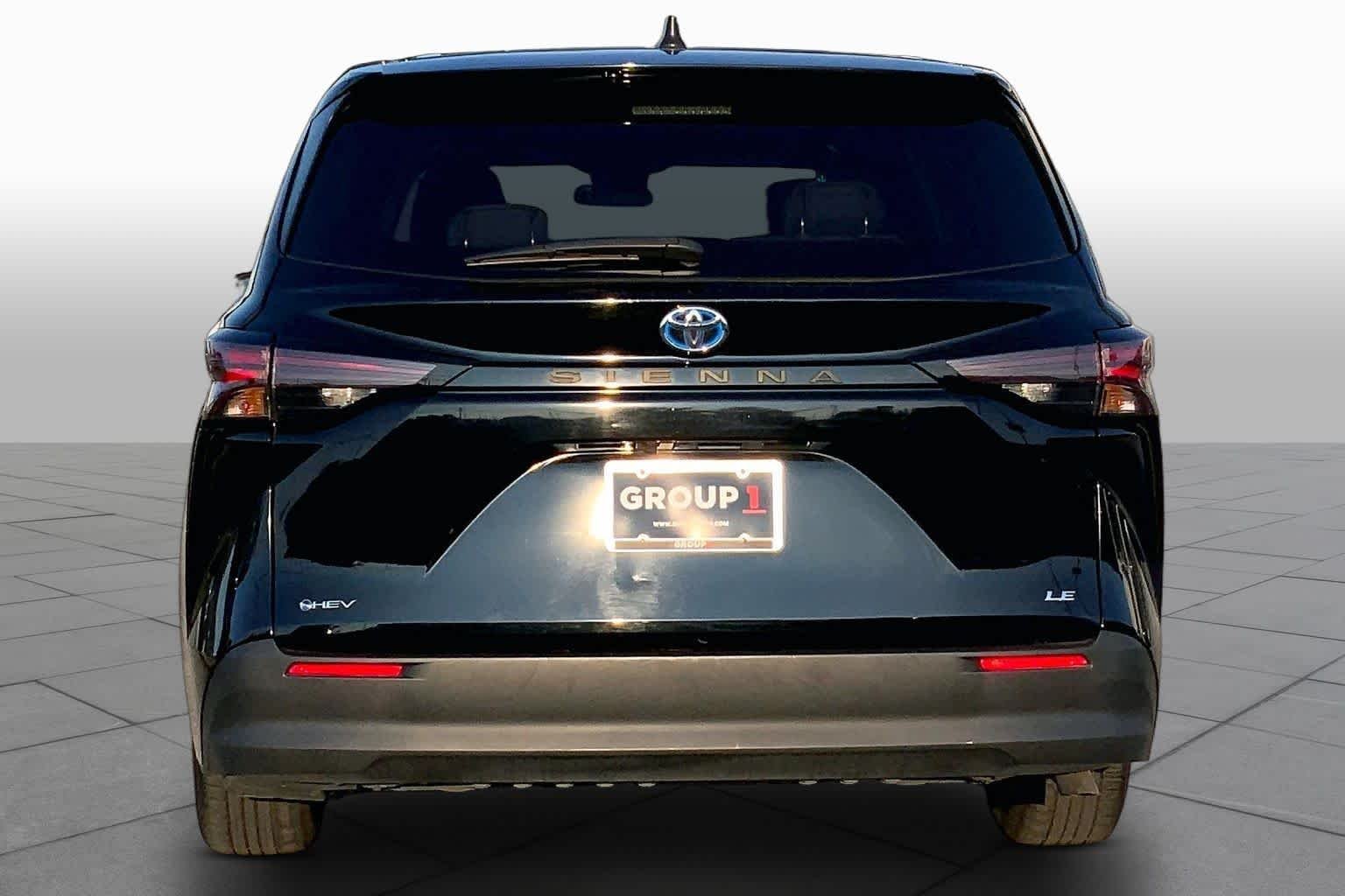 Used 2025 Midnight Black Metallic Toyota LE image 5
