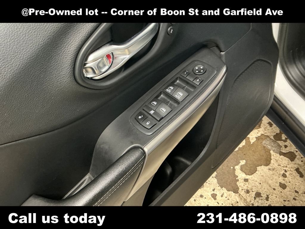 Used 2020 White Jeep Limited image 16