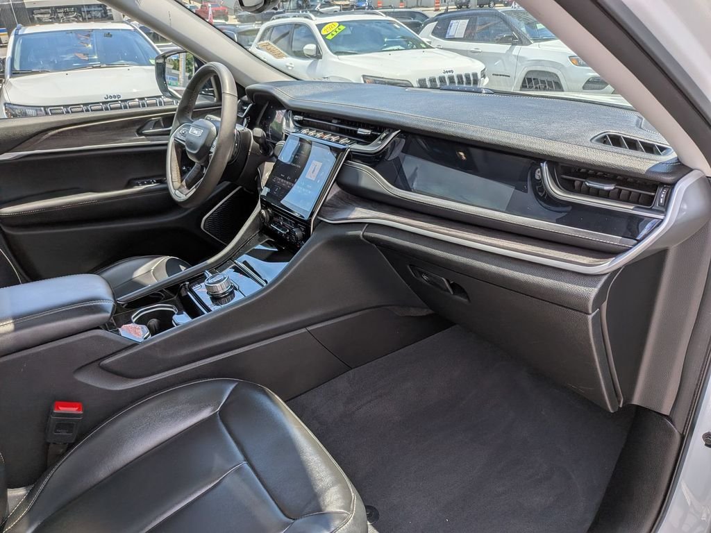 Certified Used 2023 White Jeep 4xe image 29
