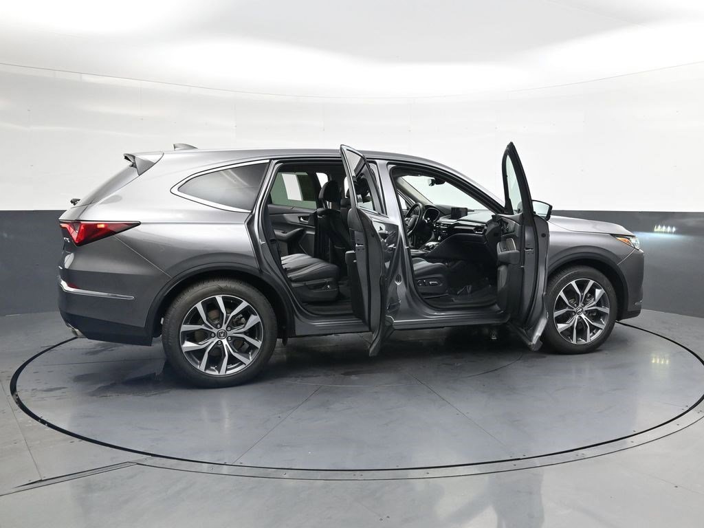 Used 2023 Liquid Carbon Metallic Acura w/Technology Package image 37