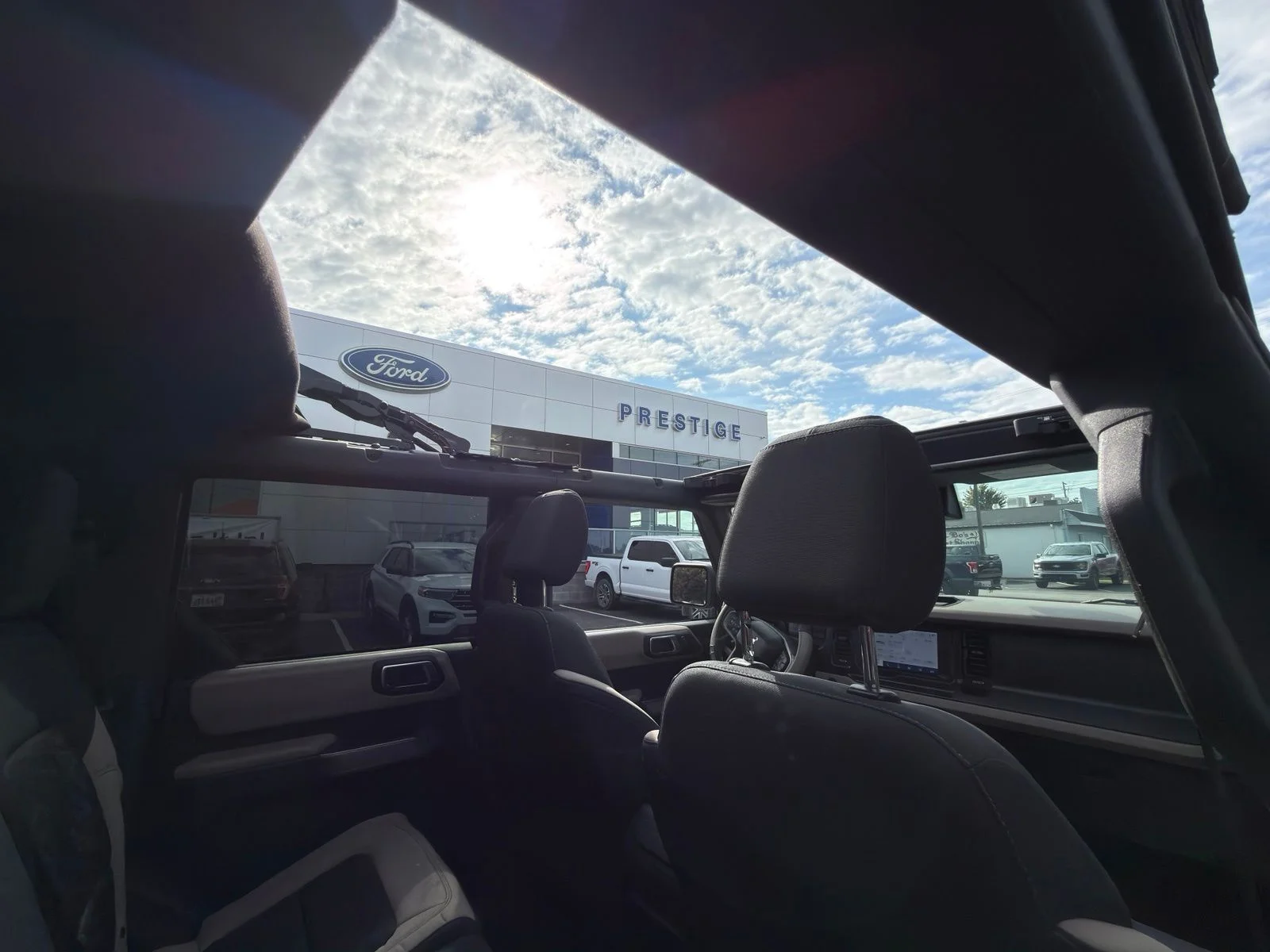 Used 2022  Ford Wildtrak image 18