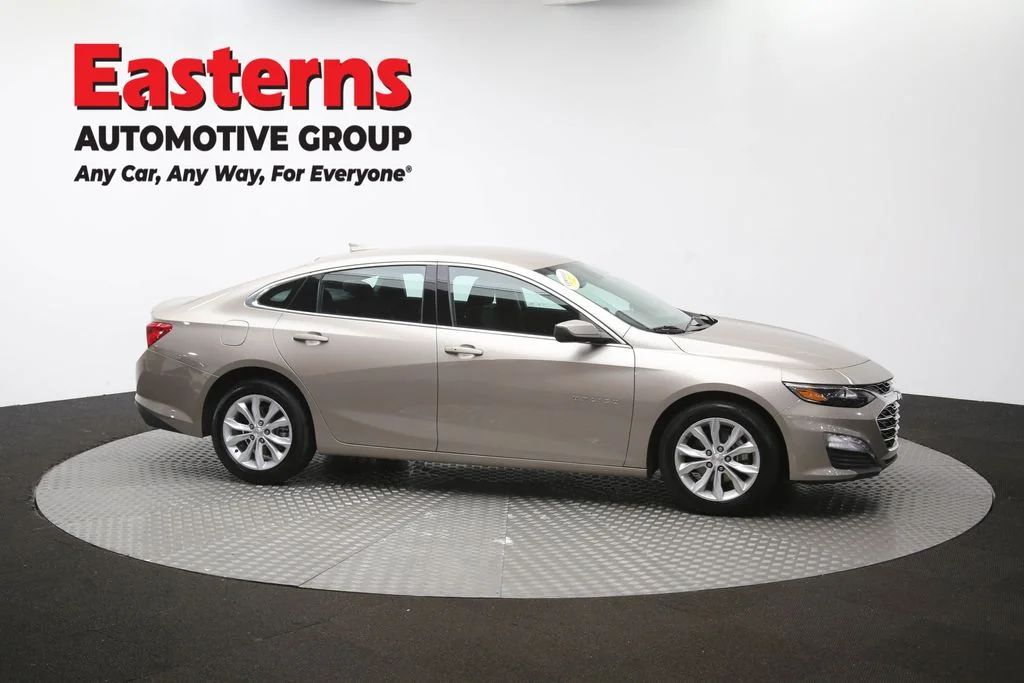 Used 2025 Gray Chevrolet LT image 46