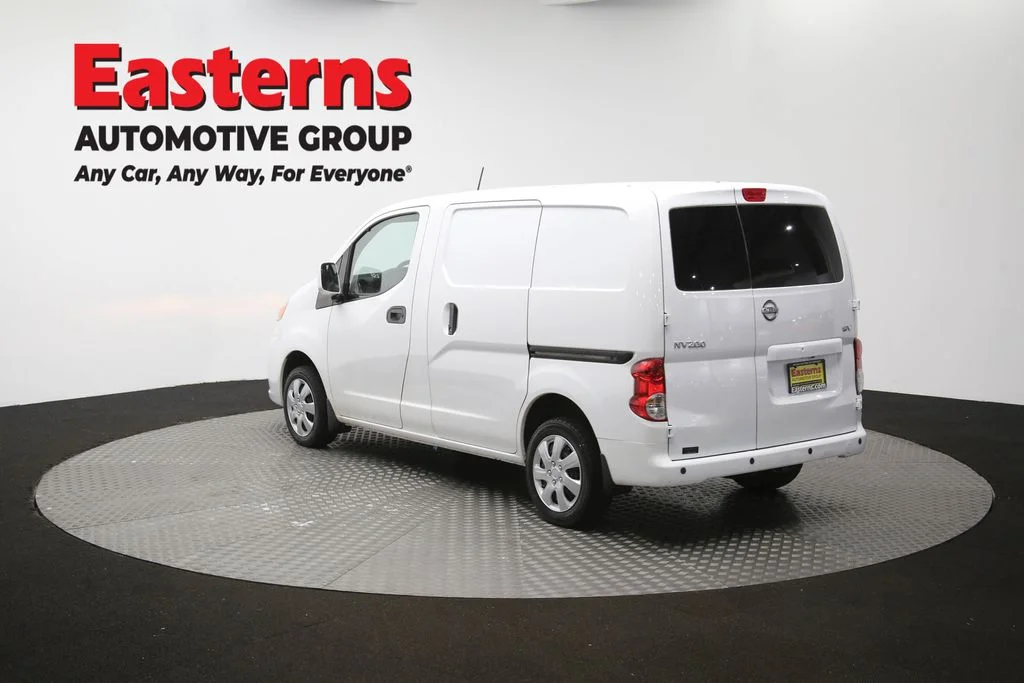 Used 2020 White Nissan SV image 63