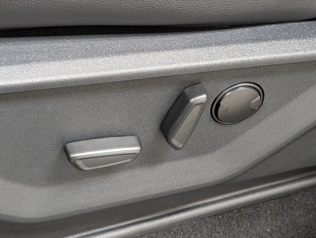 New 2026 Marsh Gray Ford Tremor® image 16