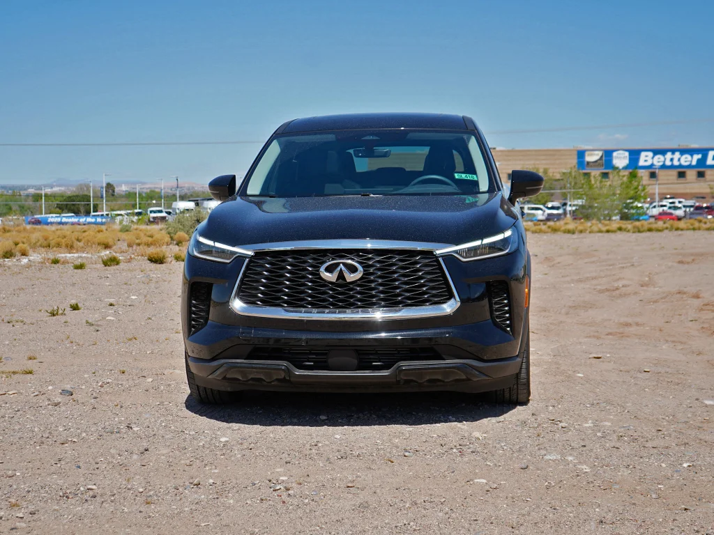 Used 2025 Mineral Black INFINITI PURE image 3