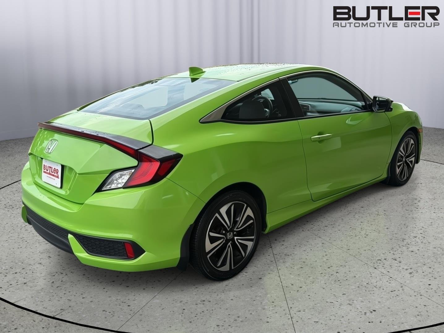 Used 2017  Honda EX-T image 6